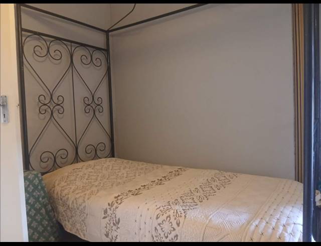 2 BEDROOM TOWNHOUSE FOR SALE IN ALBERTSDAL